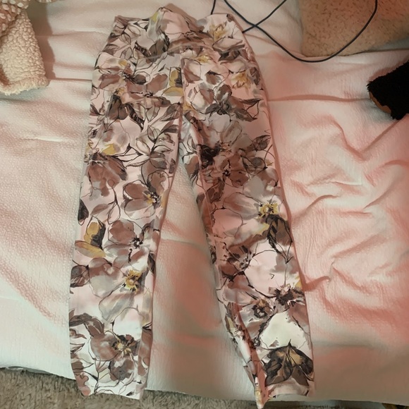 Leggings - Picture 2 of 4